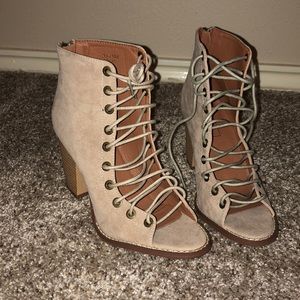 Cream lace up bootie/heels